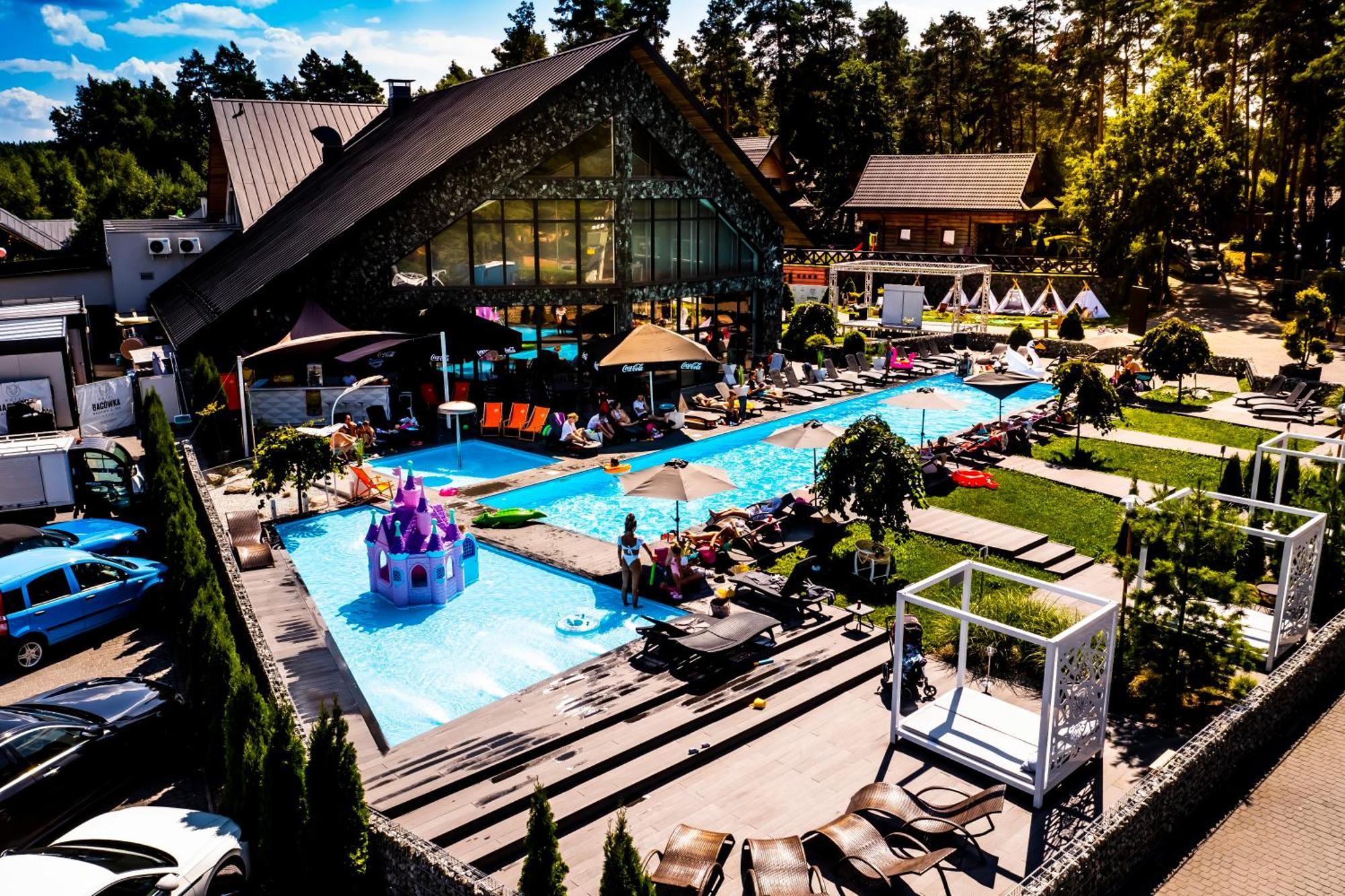 Hotel Bacowka Radawa & Spa Exterior foto